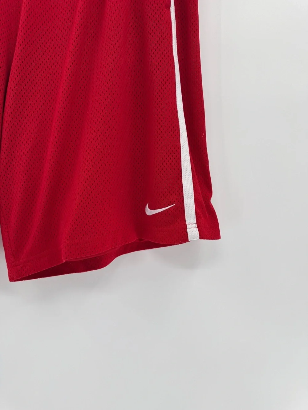 Nike Red Mesh Basketball Shorts XL Athletic Gym Training Drawstring Activewear